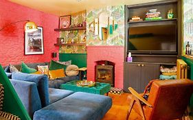 Maple Rose - 2 Bed With Garden In Minchinhampton!
